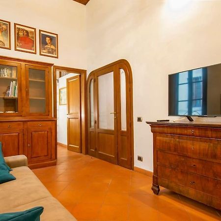 דירות פירנצה Demedici Apt W/ 2Br 1' Walk Uffizi & Ponte Vecchio מראה חיצוני תמונה