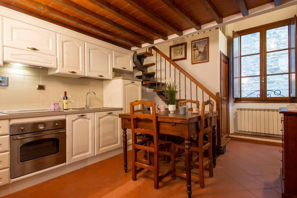 דירות פירנצה Demedici Apt W/ 2Br 1' Walk Uffizi & Ponte Vecchio מראה חיצוני תמונה