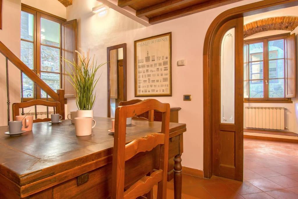 דירות פירנצה Demedici Apt W/ 2Br 1' Walk Uffizi & Ponte Vecchio מראה חיצוני תמונה