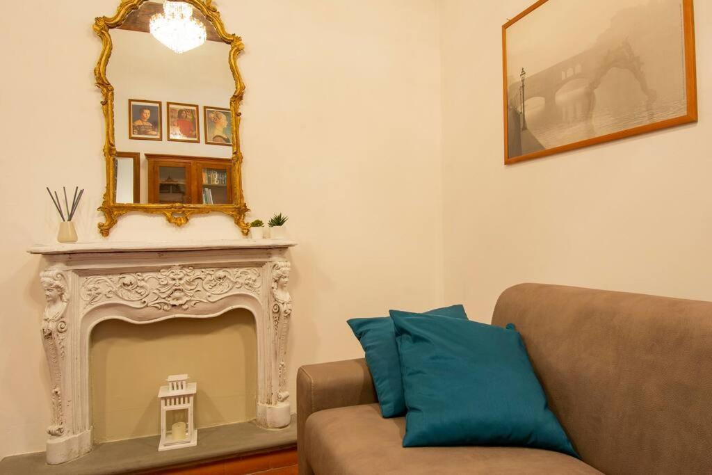 דירות פירנצה Demedici Apt W/ 2Br 1' Walk Uffizi & Ponte Vecchio מראה חיצוני תמונה